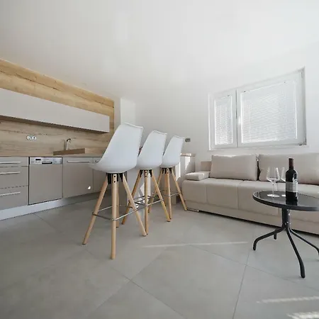 Apartment Luxury Sunset Penthouse With Seaview Petrcane