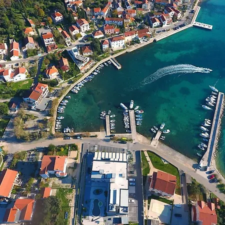 Apartamento Luxury Sunset Penthouse With Seaview Petrcane