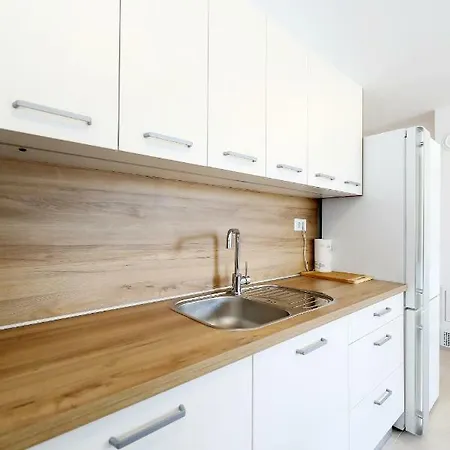 아파트 Luxury Sunset Penthouse With Seaview 돈제페트레케인