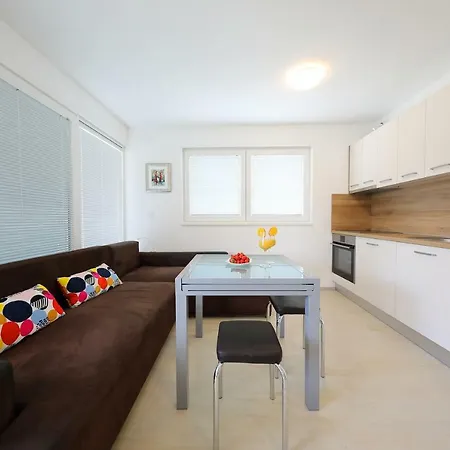 Luxury Sunset Penthouse With Seaview *