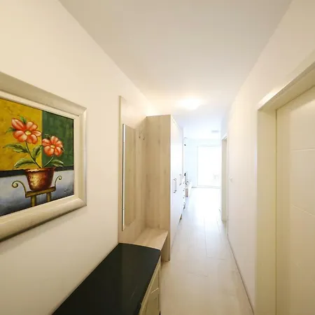 Luxury Sunset Penthouse With Seaview Petrcane