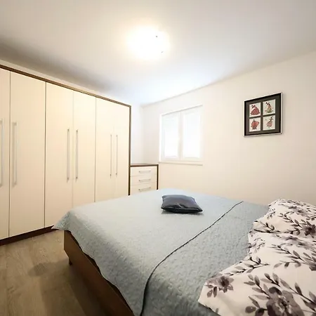 Luxury Sunset Penthouse With Seaview *