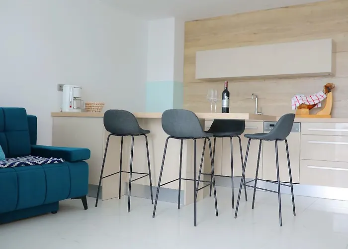Апартаменты Luxury Sunset Penthouse With Seaview *