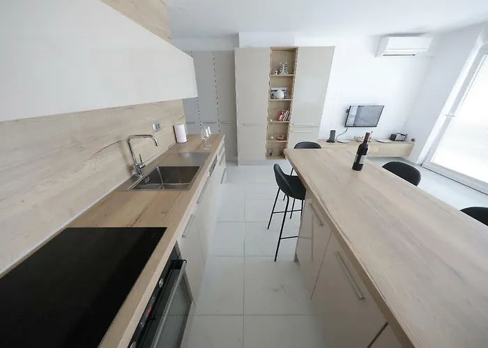 شقة Luxury Sunset Penthouse With Seaview *