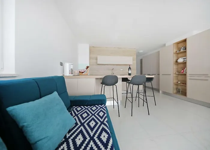 Luxury Sunset Penthouse With Seaview * Петрчане