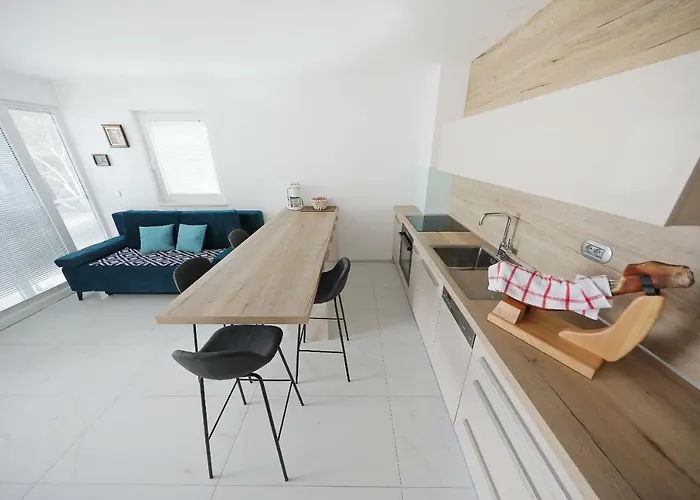 Luxury Sunset Penthouse With Seaview Petrčane