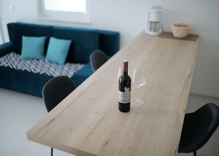 Luxury Sunset Penthouse With Seaview شقة