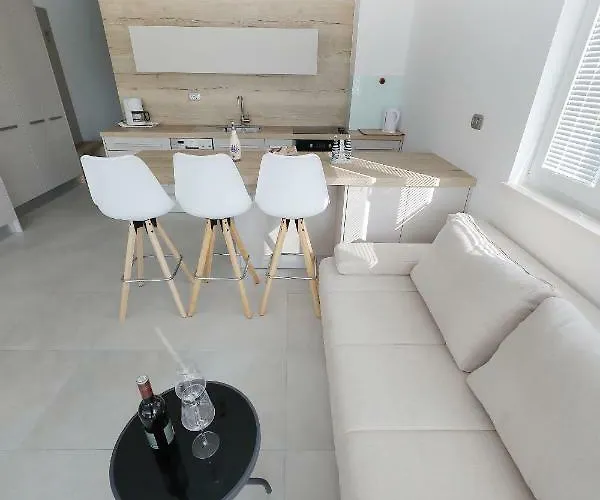 شقة Luxury Sunset Penthouse With Seaview *