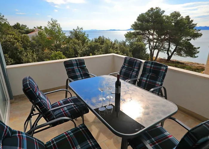 Luxury Sunset Penthouse With Seaview شقة