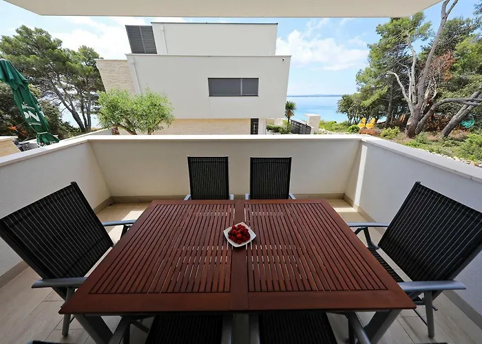 Luxury Sunset Penthouse With Seaview بيتريتْشاني