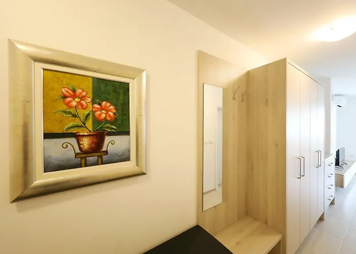 شقة Luxury Sunset Penthouse With Seaview بيتريتْشاني