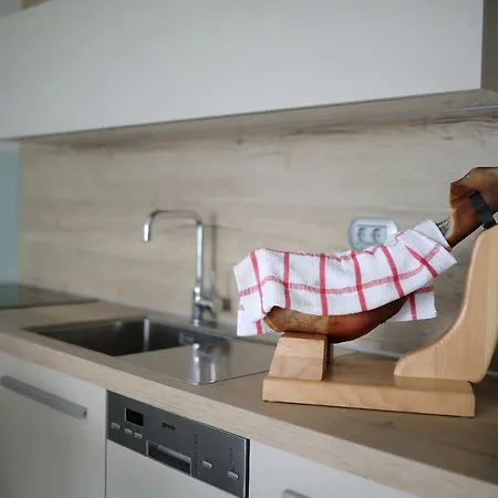 Luxury Sunset Penthouse With Seaview Apartament